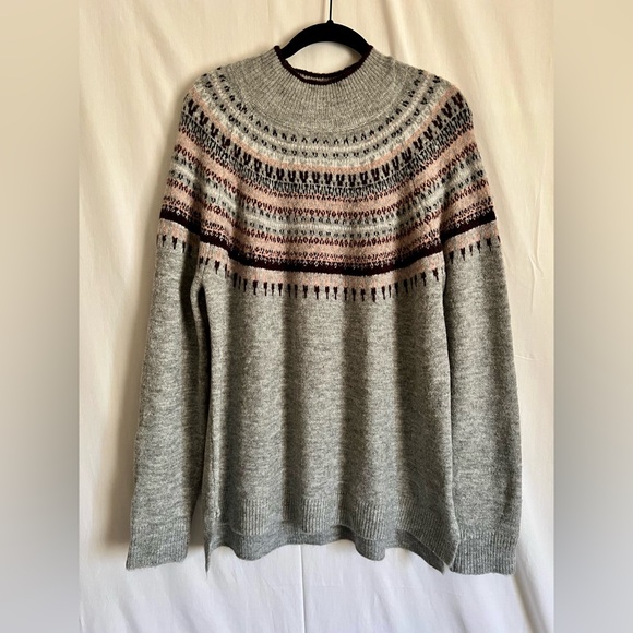Sienna Sage Fair Isle Gray Patterned Women's Turtleneck Sweater - Picture 2 of 4